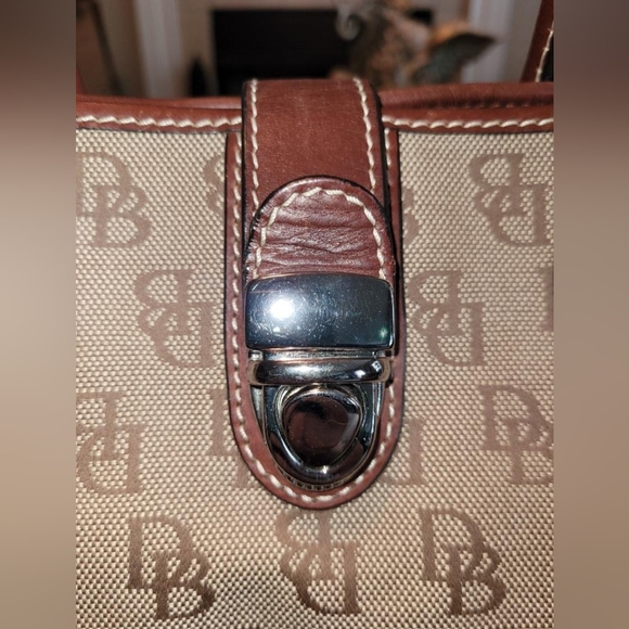Dooney & Bourke HANDBAG BEIGE - Picture 7 of 13